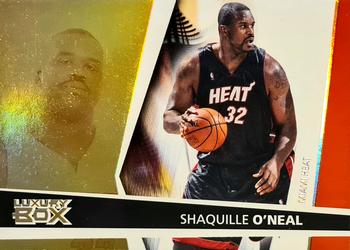 2005-06 Topps Luxury Box - Loge Level #32 Shaquille O'Neal Front