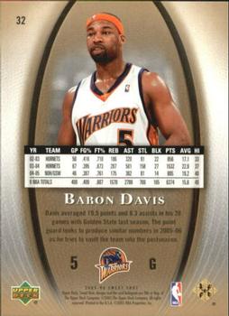 2005-06 Upper Deck Sweet Shot - Spectrum #32 Baron Davis Back
