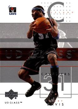 2002-03 UD Glass #11 Ricky Davis Front