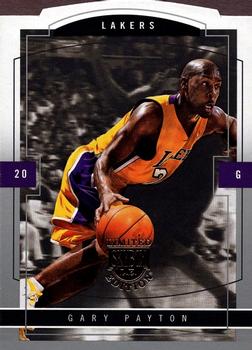 2003-04 SkyBox LE #15 Gary Payton Front