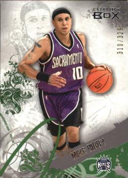 2006-07 Topps Luxury Box - Green #4 Mike Bibby Front