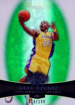 2006-07 Topps Triple Threads - Emerald #22 Kobe Bryant Front