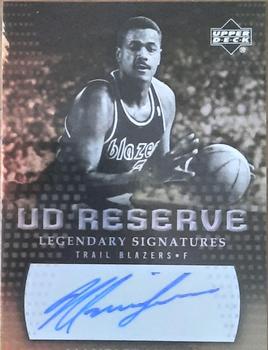 2006-07 UD Reserve - Legendary Signatures #LRA-ML Maurice Lucas Front