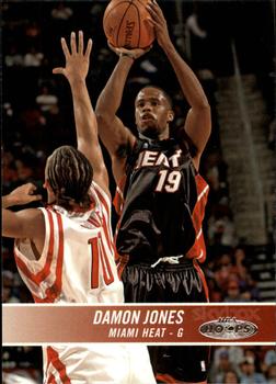 2004-05 Hoops #41 Damon Jones Front