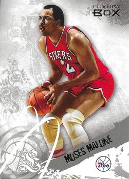 2006-07 Topps Luxury Box #44 Moses Malone Front