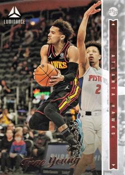 2021-22 Panini Chronicles - Bronze #245 Trae Young Front