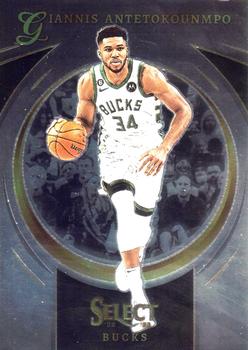 2022-23 Panini Select - Select Certified #12 Giannis Antetokounmpo Front