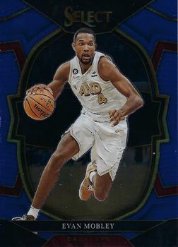 2022-23 Panini Select - Blue (Retail Base) #44 Evan Mobley Front