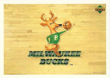 1991-92 Upper Deck Italian #145 Milwaukee Bucks Logo Front