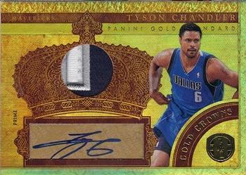 2010-11 Panini Gold Standard - Gold Crowns Materials Signatures Prime #20 Tyson Chandler Front