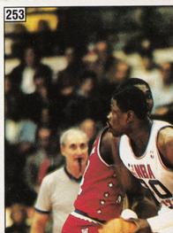 1988-89 Panini Stickers (Spanish) #253 Patrick Ewing / Akeem Olajuwon / Karl Malone Front