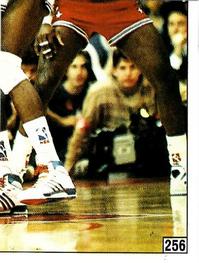 1988-89 Panini Stickers (Spanish) #256 Patrick Ewing / Akeem Olajuwon / Karl Malone Front
