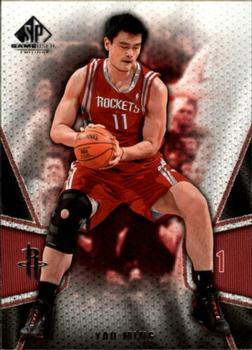 2007-08 SP Game Used #32 Yao Ming Front