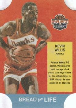 2011-12 Panini Past & Present - Bread for Life #50 Kevin Willis Front