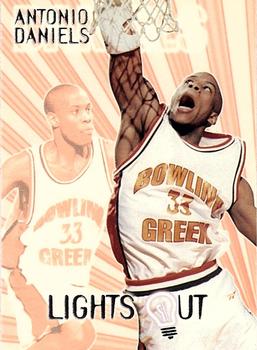 1997 Wheels Rookie Thunder - Lights Out #LO5 Antonio Daniels Front