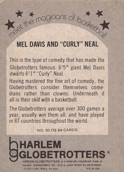 1971 Fleer Harlem Globetrotters #30 Curly Neal / Mel Davis Back