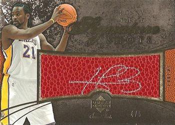 2007-08 Upper Deck Sweet Shot - Signature Shots White Ink #SS-RT Ronny Turiaf Front