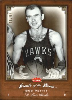 2005-06 Fleer Greats of the Game - Gold #18 Bob Pettit Front