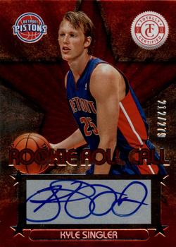 2012-13 Panini Totally Certified - Rookie Roll Call Autographs Red #50 Kyle Singler Front