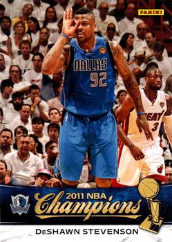 2011 Panini Dallas Mavericks NBA Champions #7 DeShawn Stevenson Front