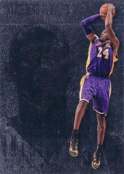 2012-13 Panini Intrigue - Intriguing Players #21 Kobe Bryant Front