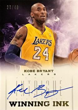 2012-13 Panini Intrigue - Winning Ink #15 Kobe Bryant Front