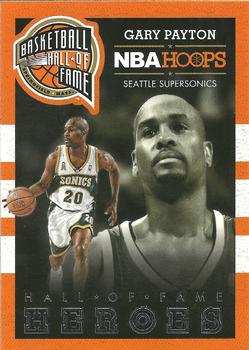 2013-14 Hoops - Hall of Fame Heroes #25 Gary Payton Front