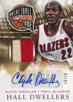 2013-14 Panini Intrigue - Hall Dwellers Jersey Autographs Gold Prime #HD-CD Clyde Drexler Front