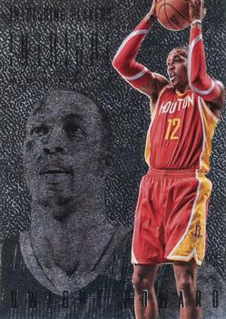 2013-14 Panini Intrigue - Intriguing Players #136 Dwight Howard Front