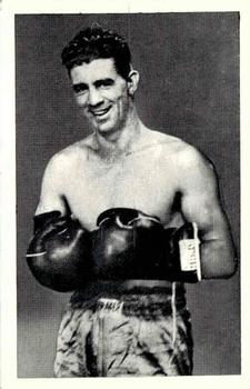 1935 United Tobacco World Famous Boxers #24 Maurice Strickland Front