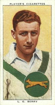 1938 Player's Cricketers #3 Les Berry Front