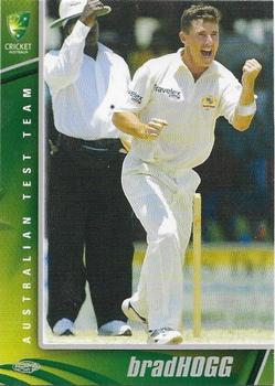 2003-04 Elite Sports Cricket Australia #08 Brad Hogg Front