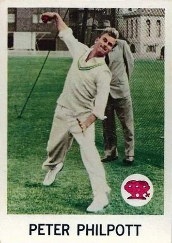 1965 Scanlen's Cricket #16 Peter Philpott Front