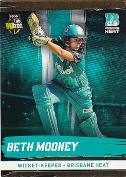 2016-17 Tap 'N' Play CA/BBL Cricket - Gold #098 Beth Mooney Front