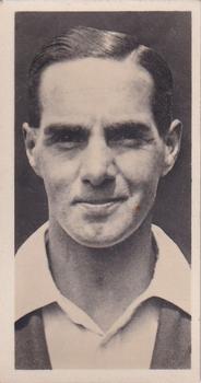 1928 Major Drapkin & Co. Australian and English Test Cricketers #29 Herbert Sutcliffe Front