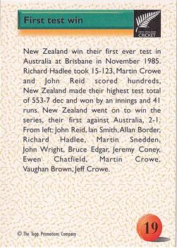 1995 The Topp Promotions Co. Centenary of New Zealand Cricket #19 First Test Win in Australia Back