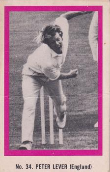 1974 Sunicrust Cricket #34 Peter Lever Front