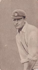 1923 R & J Hill Famous Cricketers #32 Wally Hardinge Front
