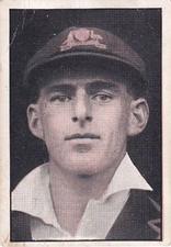 1934 Australian Licorice Australian Cricketers #NNO Tim Wall Front
