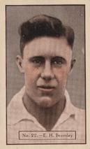 1934-35 Allen's Cricketers #22 Ernest Bromley Front