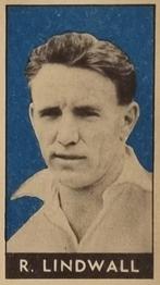 1951 Coles Australian & English Cricketers #4 Ray Lindwall Front