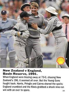 1992 Shell World Of Cricket (New Zealand) #10 New Zealand v England 1991 Front