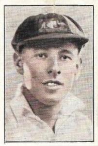 1936-37 Australian Licorice English & Australian Cricketers #39 Jack Fingleton Front