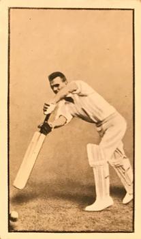 1930 Erindale Handkerchiefs Australian Cricketers #NNO Ron Oxenham Front