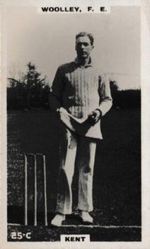1923-25 Godfrey Phillips Cricketers #25 Frank Woolley Front
