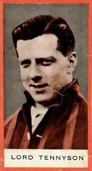 1932 Godfrey Phillips B.D.V. Cricketers #NNO Lionel Tennyson Front