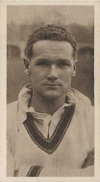 1925 R & J Hill Sunrise Famous Cricketers Including the S.Africa Test Team (Standard) #5 Robert Catterall Front