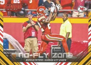 2016 Score - No Fly Zone Gold #6 Marcus Peters Front