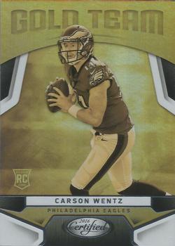 2016 Panini Certified - Gold Team #17 Carson Wentz Front
