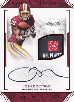 2016 Panini National Treasures - Rookie Laundry Tag NFL Player's Logo Signatures (1-16) #7 Josh Doctson Front